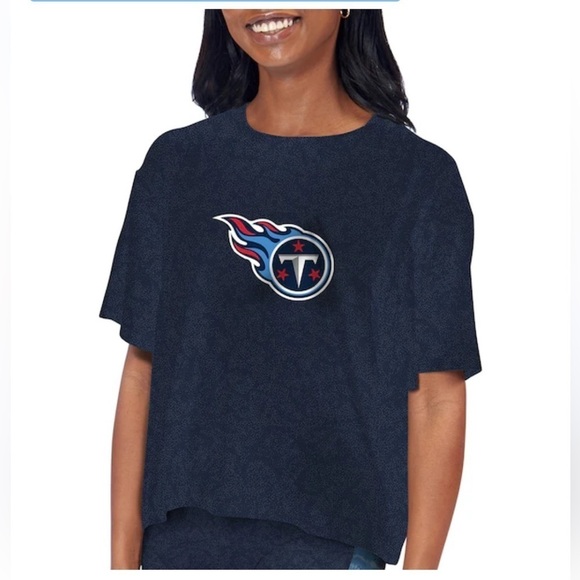 NFL womens TENNESSE TITANS NAVY SHIRT SIZE small BRAND NEW 100% COTTON NWT crop - Picture 1 of 6